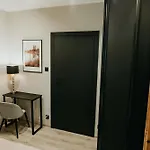 Castle Lakes - Aparthotel