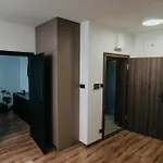 Aparthotel Castle Lakes - Legnica