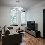 Aparthotel Castle Lakes - 3*