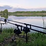 Castle Lakes - 3*