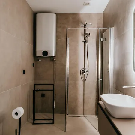 Castle Lakes - Hotel apartamentowy
