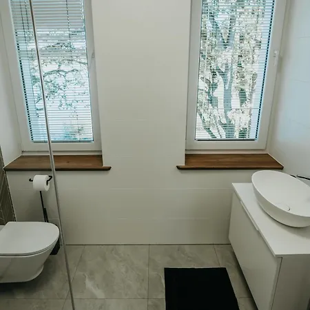 Castle Lakes - Hotel apartamentowy 3*