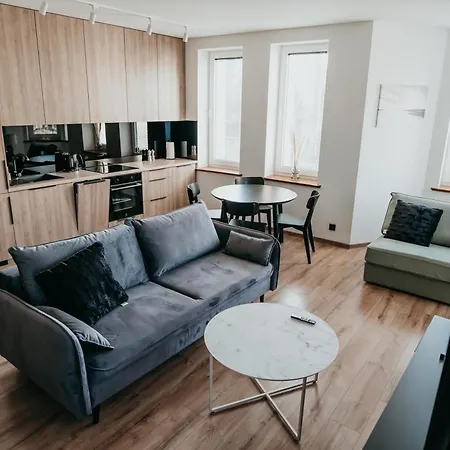 Castle Lakes - Hotel apartamentowy