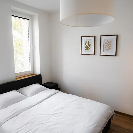 Castle Lakes - Hotel apartamentowy Legnica