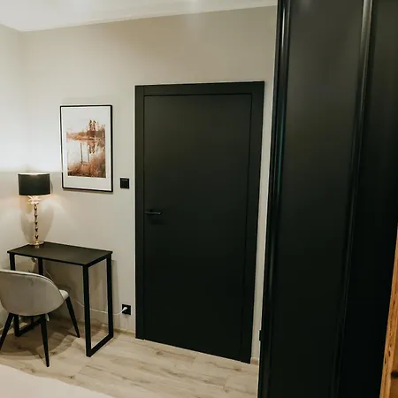 Castle Lakes - Hotel apartamentowy