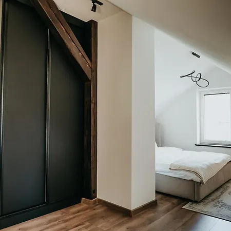 Aparthotel Castle Lakes -