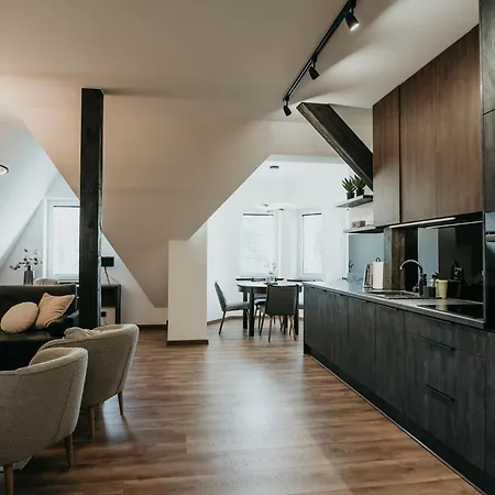 Апарт-отель Castle Lakes - 3*