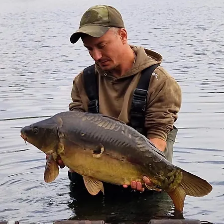 Апарт-отель Castle Lakes - Легница