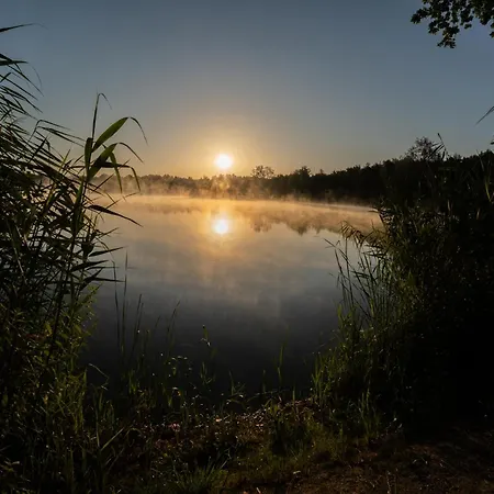 Hotel apartamentowy Castle Lakes - Legnica