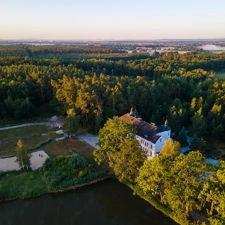 Castle Lakes - Hotel apartamentowy