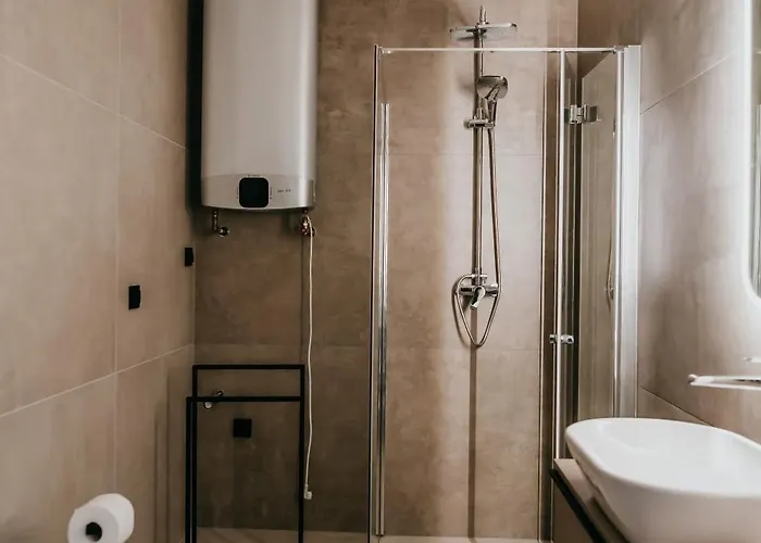 Castle Lakes - Aparthotel