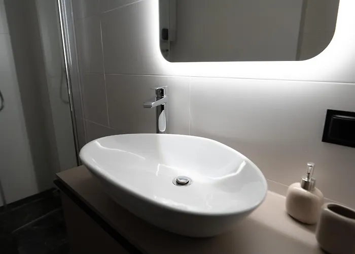 Castle Lakes - 3* Legnica