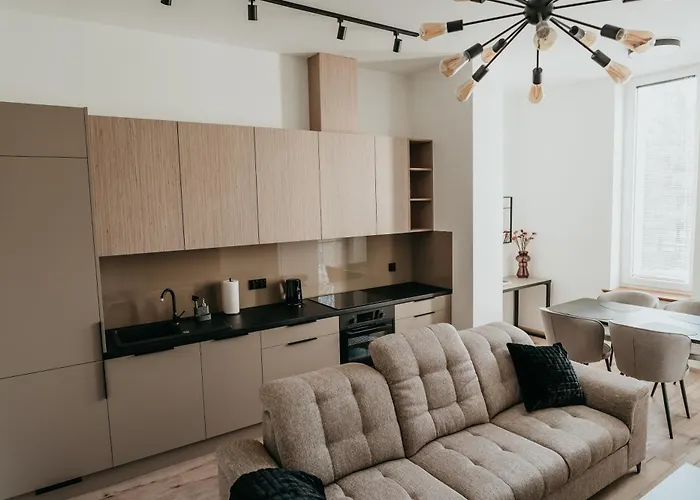 Castle Lakes - Aparthotel Legnica