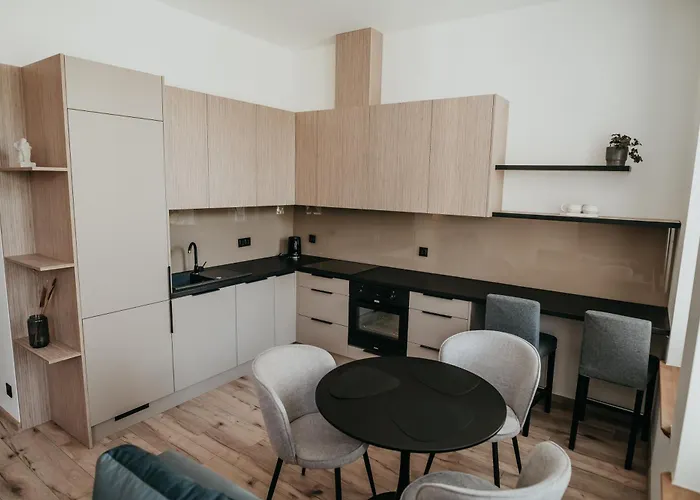 Castle Lakes - 3* Legnica