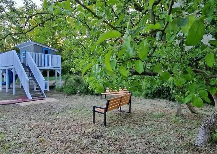 Castle Lakes - Aparthotel