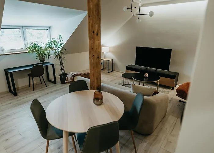 Aparthotel Castle Lakes - 3*