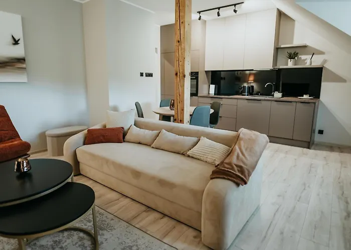 Aparthotel Castle Lakes - Legnica