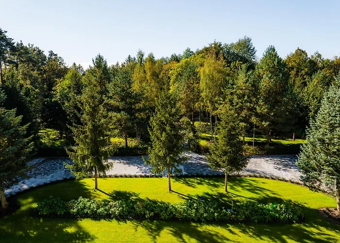 Aparthotel Castle Lakes - 3*