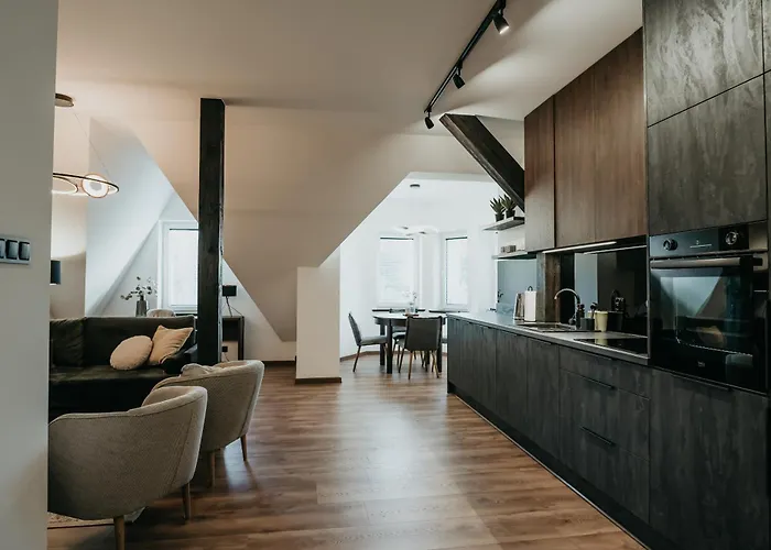 Aparthotel Castle Lakes - 3*